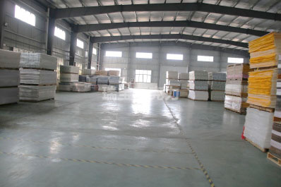 亚克力板拿什么胶贴在木板上