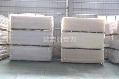 透明亚克力板材可以替换玻璃吗